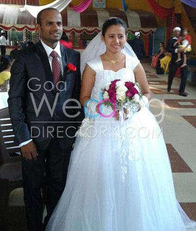 white wedding gown rental in goa