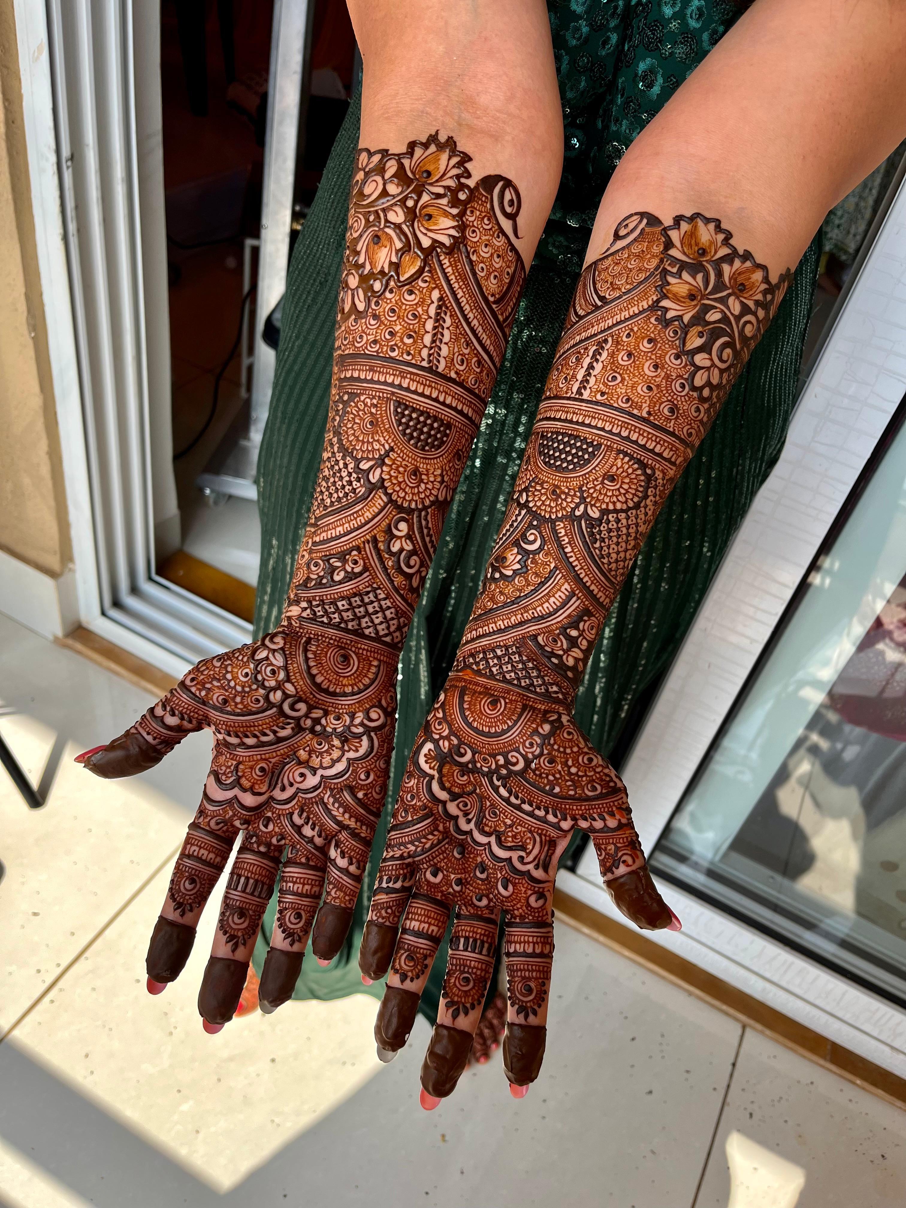 Parveen's Mehandi Delight - Professional Services in Mehandi Designs in Goa