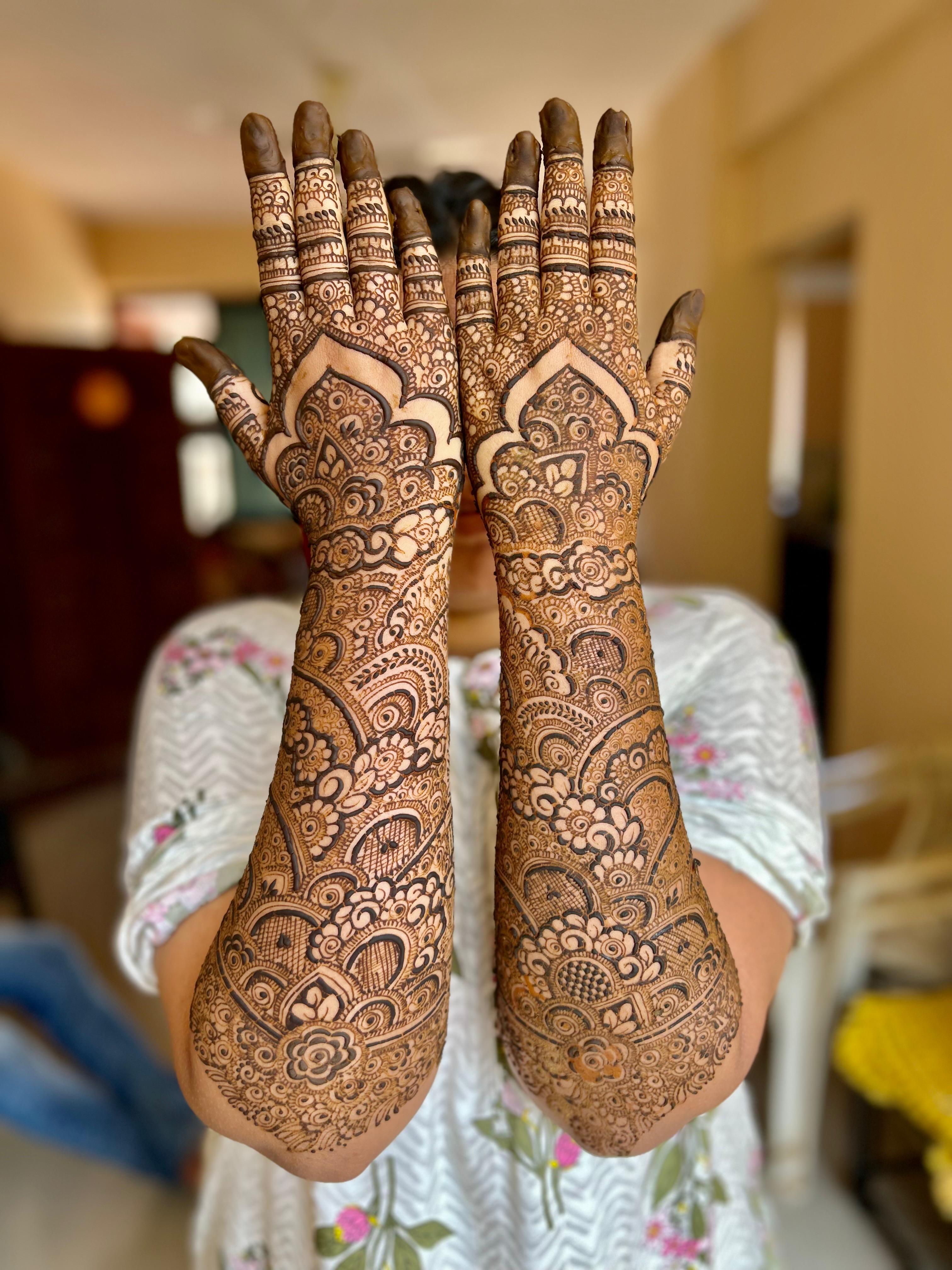 Parveen's Mehandi Delight - Professional Services in Mehandi Designs in Goa