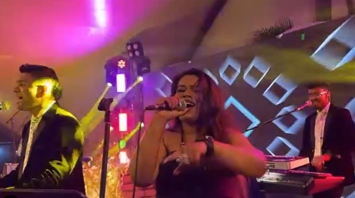Square Heads Wedding Band in Goa 