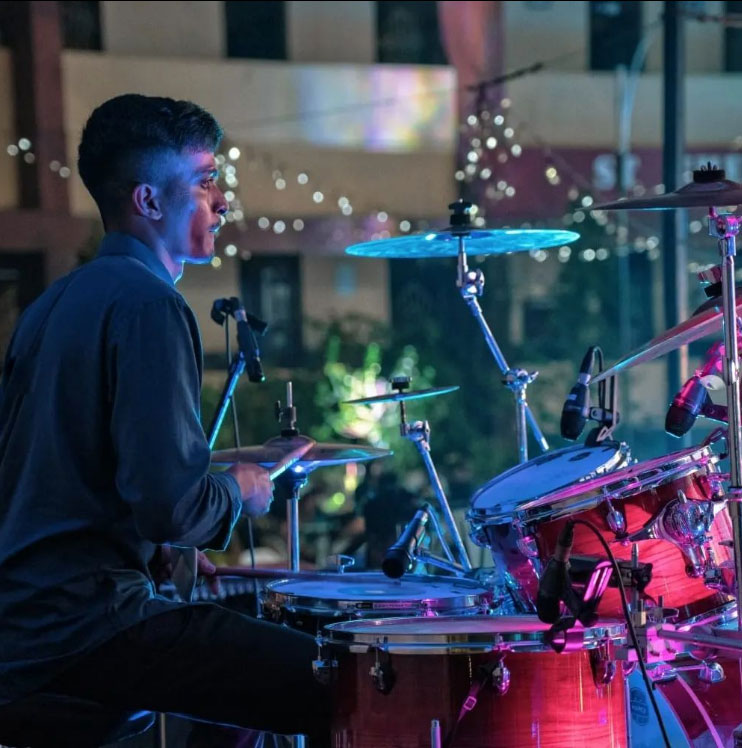 Square Heads Wedding Band in Goa 
